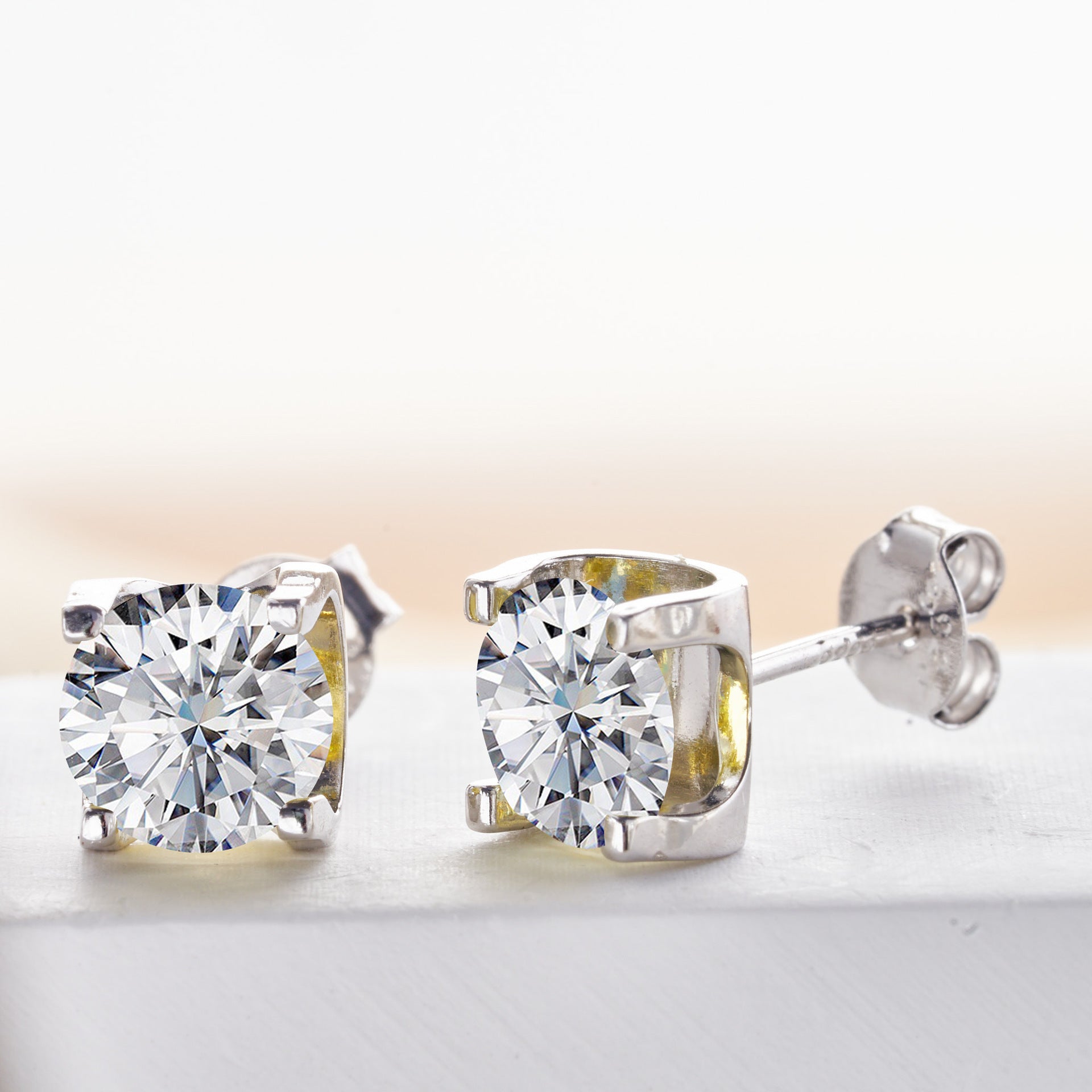 Micro Inlaid Moissanite Stud Earrings Female S925 Sterling Silver