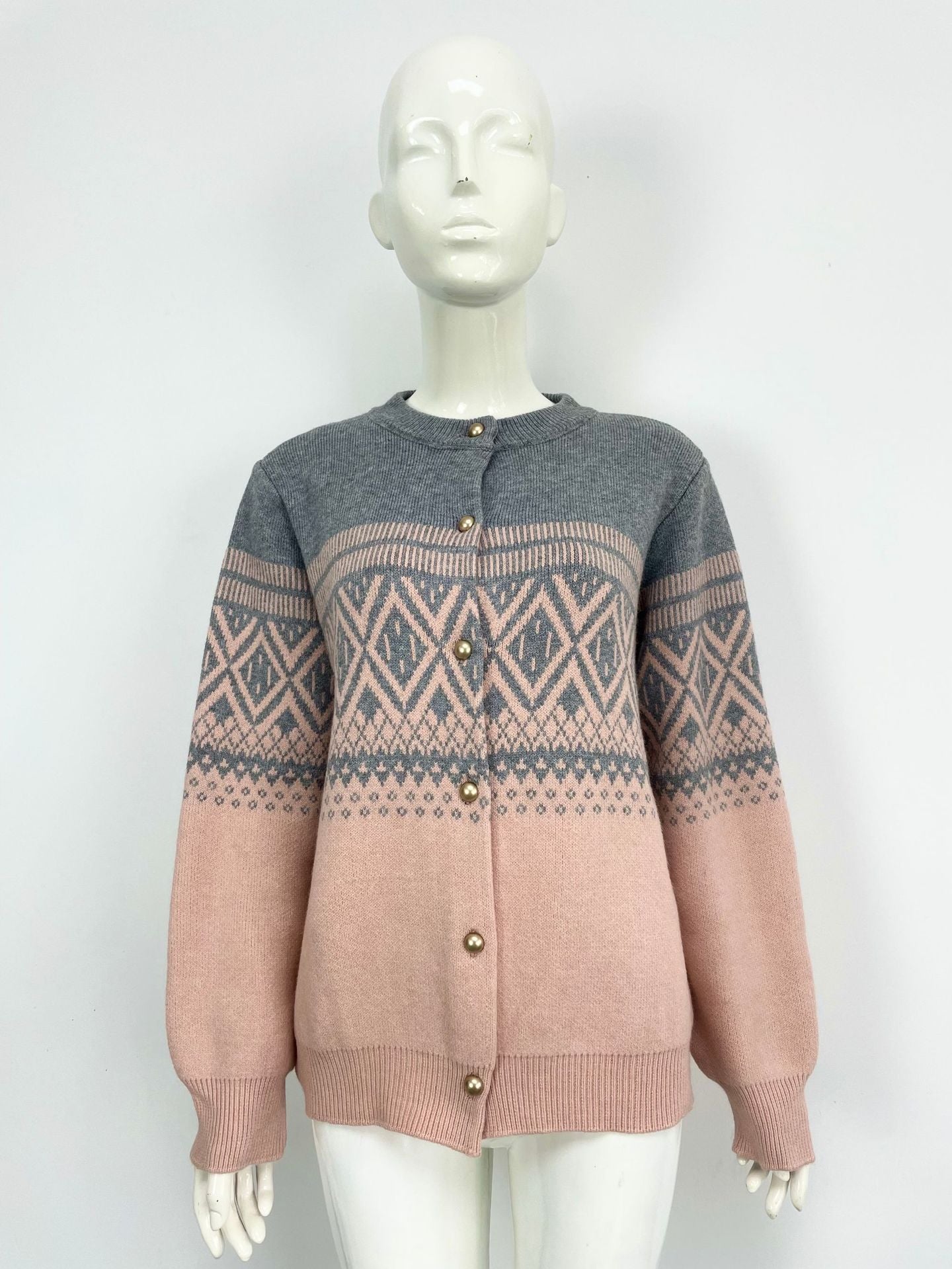 Women's Long-sleeved Contrast Color Diamond Knitted Sweater