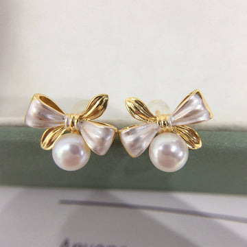 Exquisite Two-tone Bow Pearl Stud Earrings