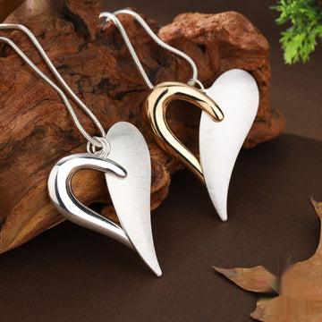Two-color Hollow Geometry Heart-shaped Women's Simple Advanced Photosensitive Surface Brushed Heart-shaped Necklace