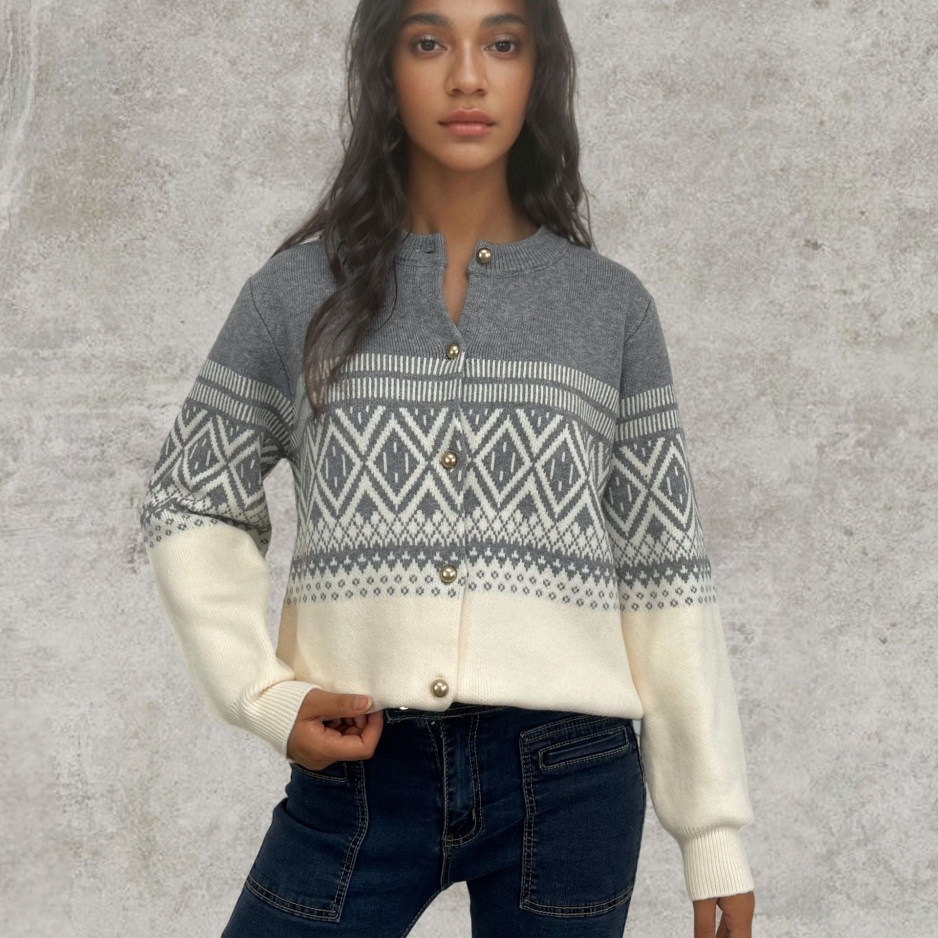 Women's Long-sleeved Contrast Color Diamond Knitted Sweater