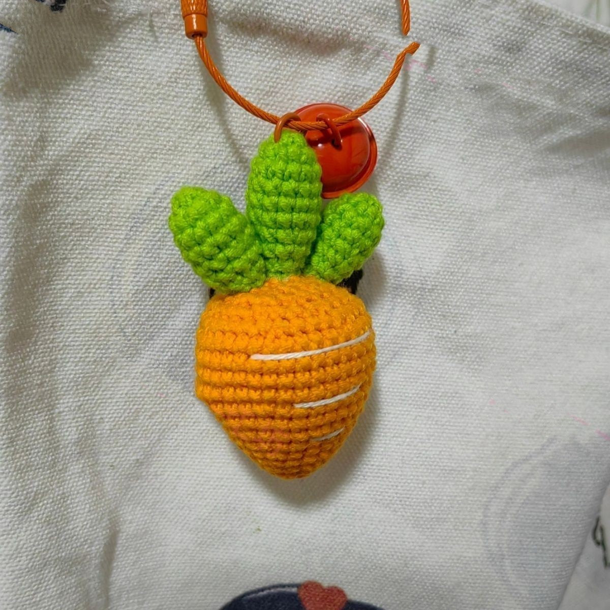 Cartoon Carrot Car Keychain Pendant