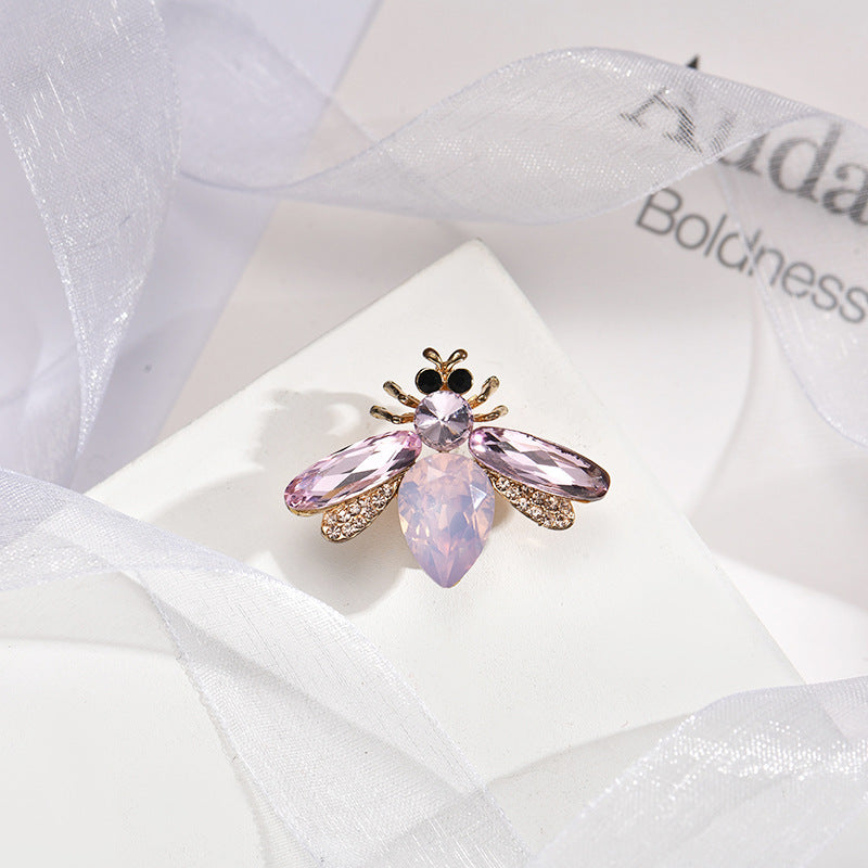 Crystal Glass Bee Brooch Scarf Buckle Three-dimensional Accessories