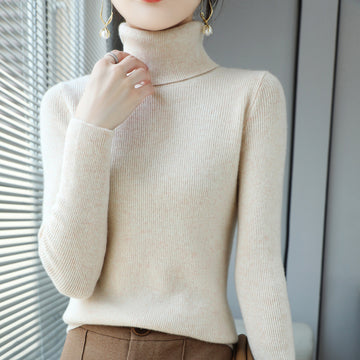 Slim Fit Women's Turtleneck Short Pure Wool Sweater
