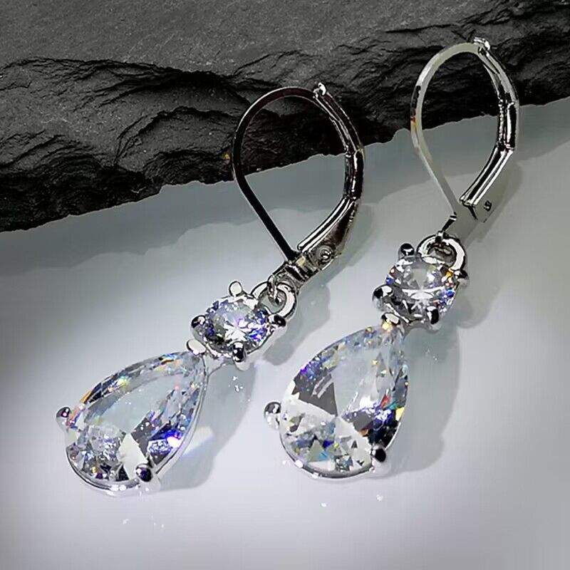 Fashion Creative Simple Drop-shaped Long Earrings