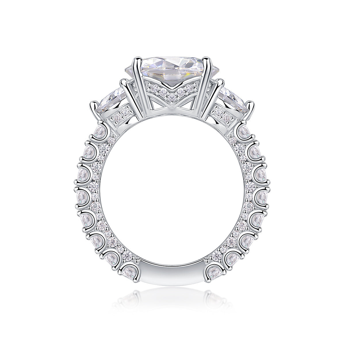 Three-diamond Brilliance - A Fashionable And Luxurious Jewelry Piece Set With 5-carat Moissanite S925 Sterling Silver And Platinum-plated Diamond