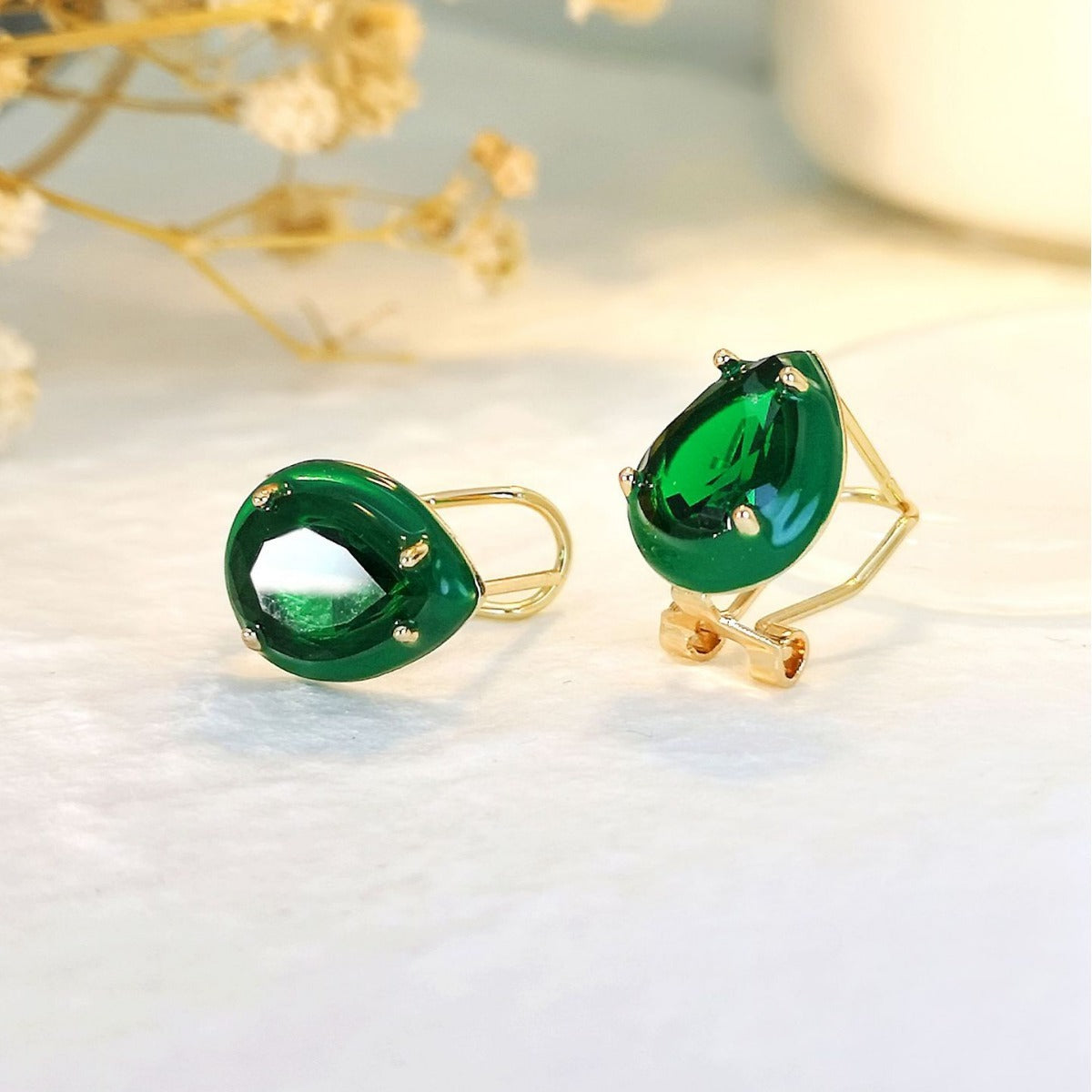 Drop-shaped Inlaid Zircon Women's High-grade Ear Clip