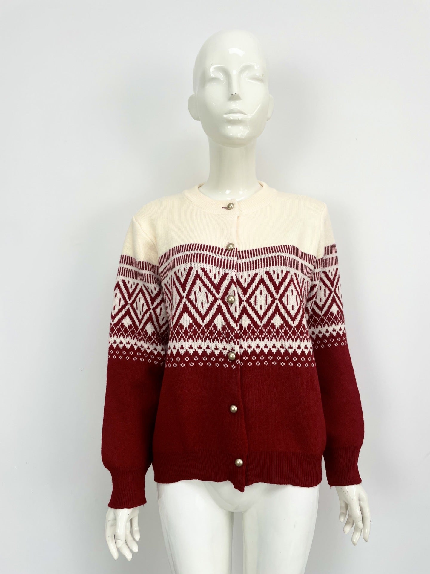 Women's Long-sleeved Contrast Color Diamond Knitted Sweater