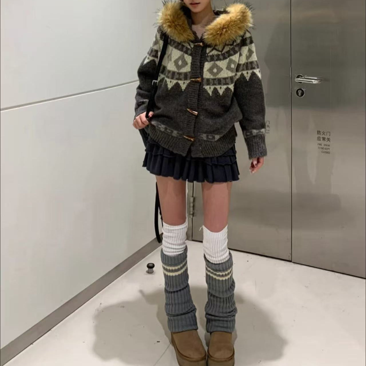 Jacquard Detachable Fur Collar Sweater For Women