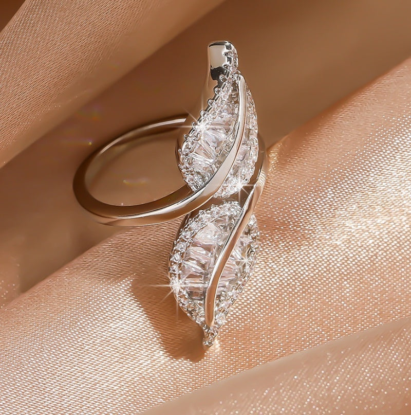 Fashion Personality Leaves Open Ring For Women