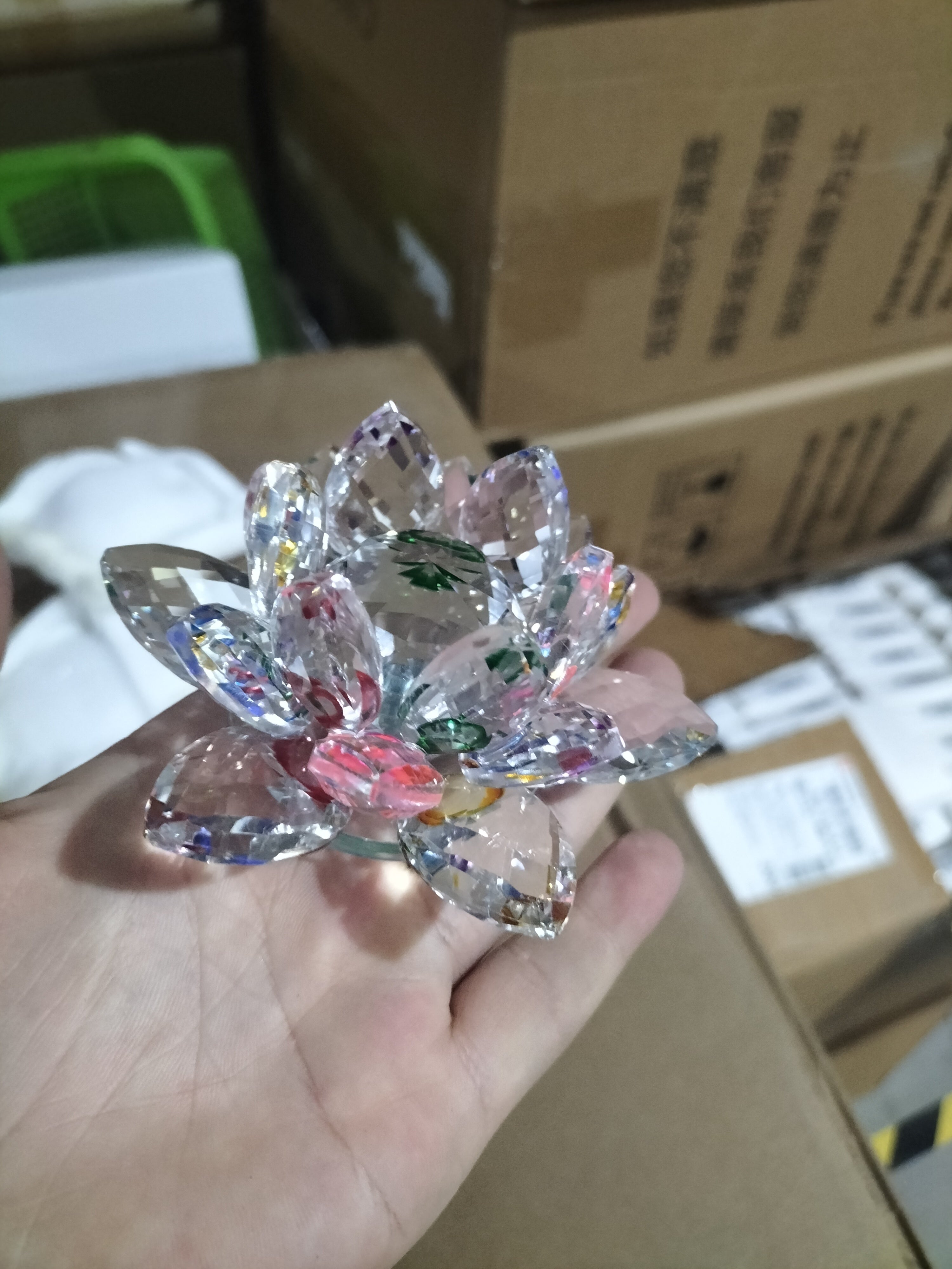 80mm Quartz Crystal Lotus Flower Crafts Glass Paperweight Fengshui Ornaments Figurines Home Wedding Party Decor Gifts Souvenir