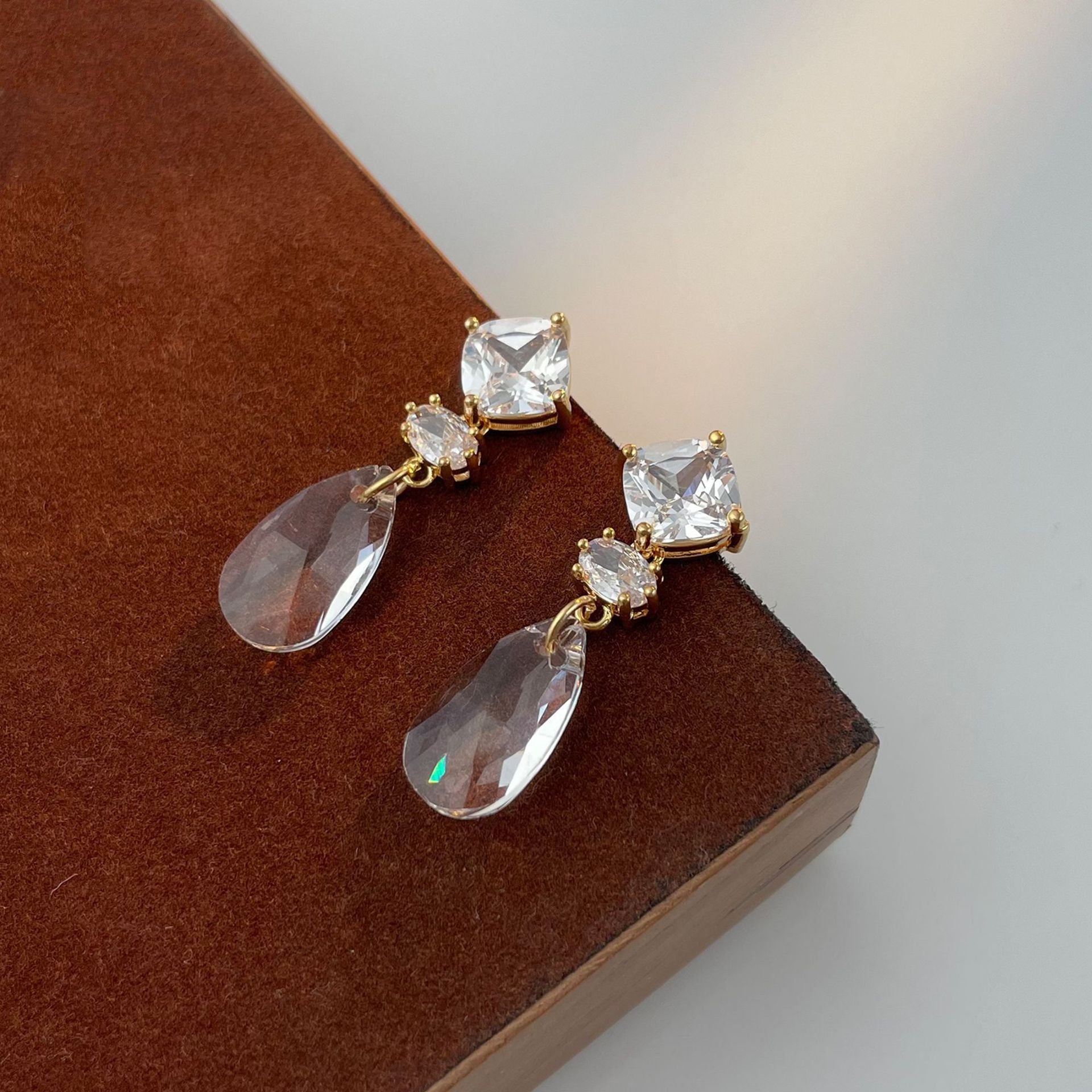 Trendy Water Drop-shaped Earrings Fashion Advanced