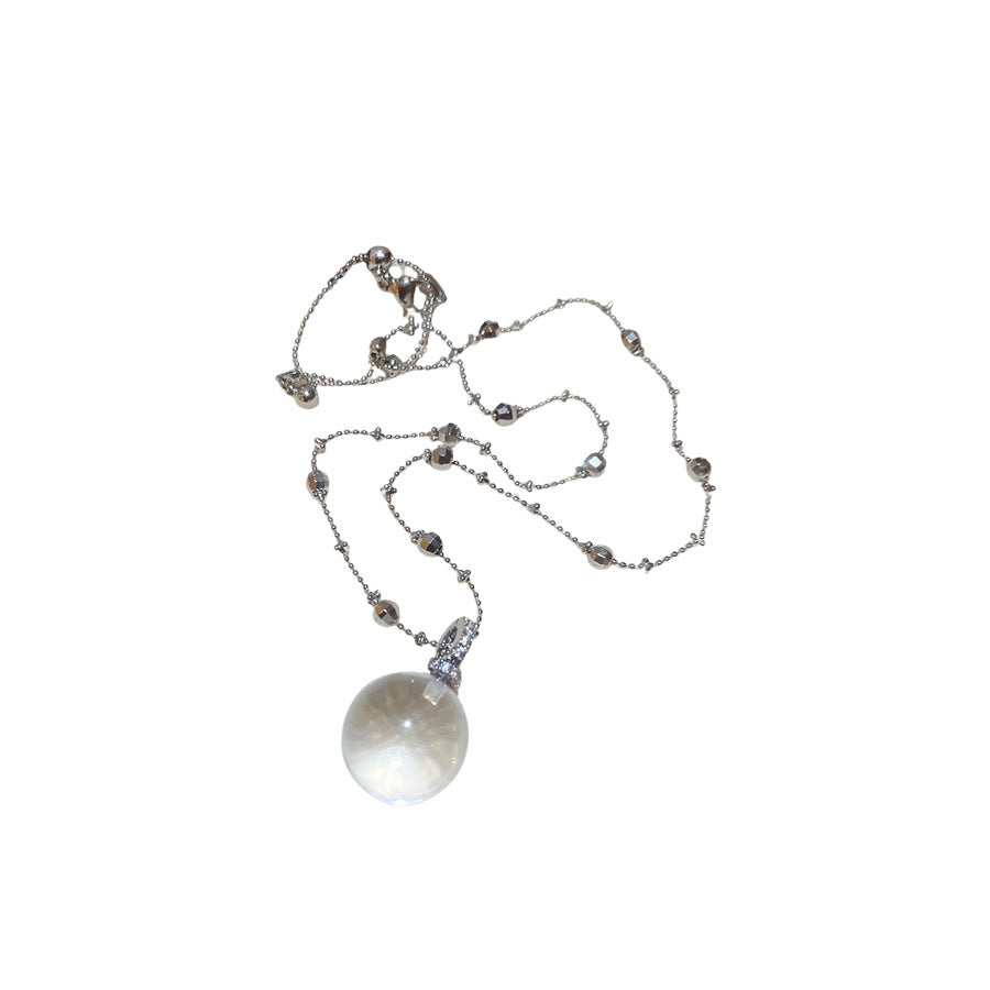 Diamond-embedded Heart Geometric Round Pendant Crystal Necklace