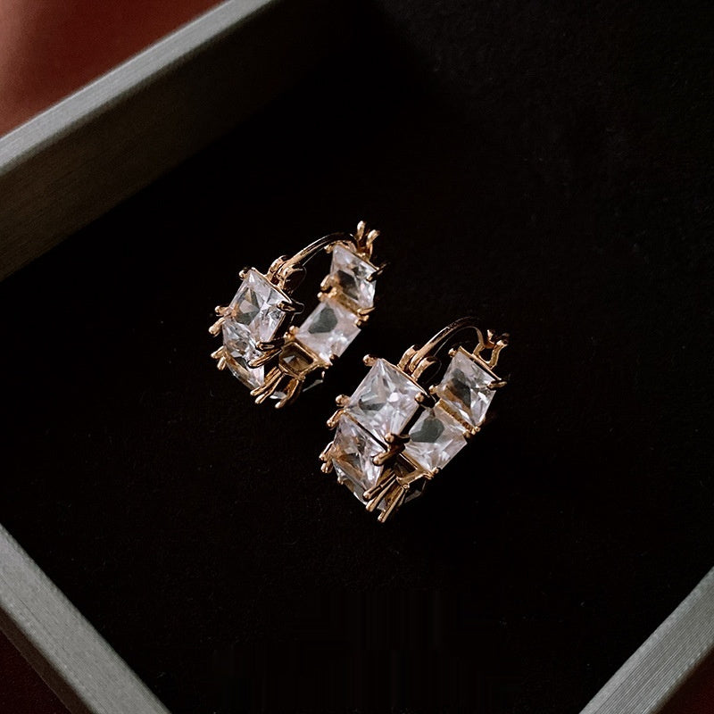 Zircon Micro-inlaid U-shaped Earrings